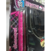 นิตยสาร MONSTER HIGH ฉบับที่ 19 รบกวนเลื่อนดูสภาพหนังสือก่อนการสั่งซื้อ**